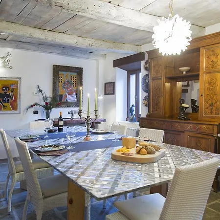 Appartamento Borgo Di Creggio Apartments *